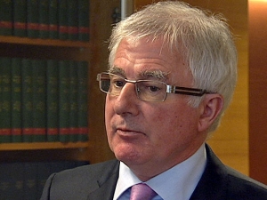 Climate Change Minister Tim Groser speaking to ONE News. (Source: ONE News)