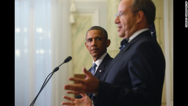 Obama and Estonian President Toomas Hendrik Ilves face reporters at a news conference in Tallinn on September 3.