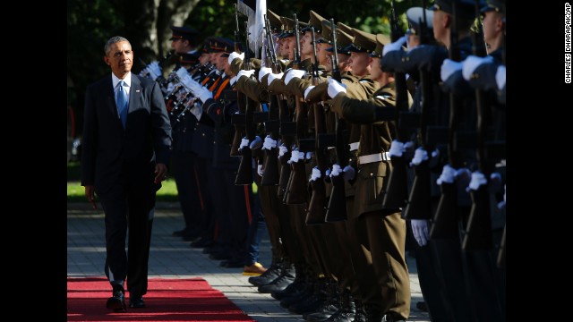 Obama reviews the honor guard during a welcoming ceremony September 3 in Tallinn.